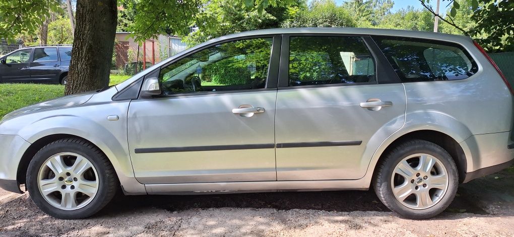 Sprzedam Ford Focus mk2 1.8tdci