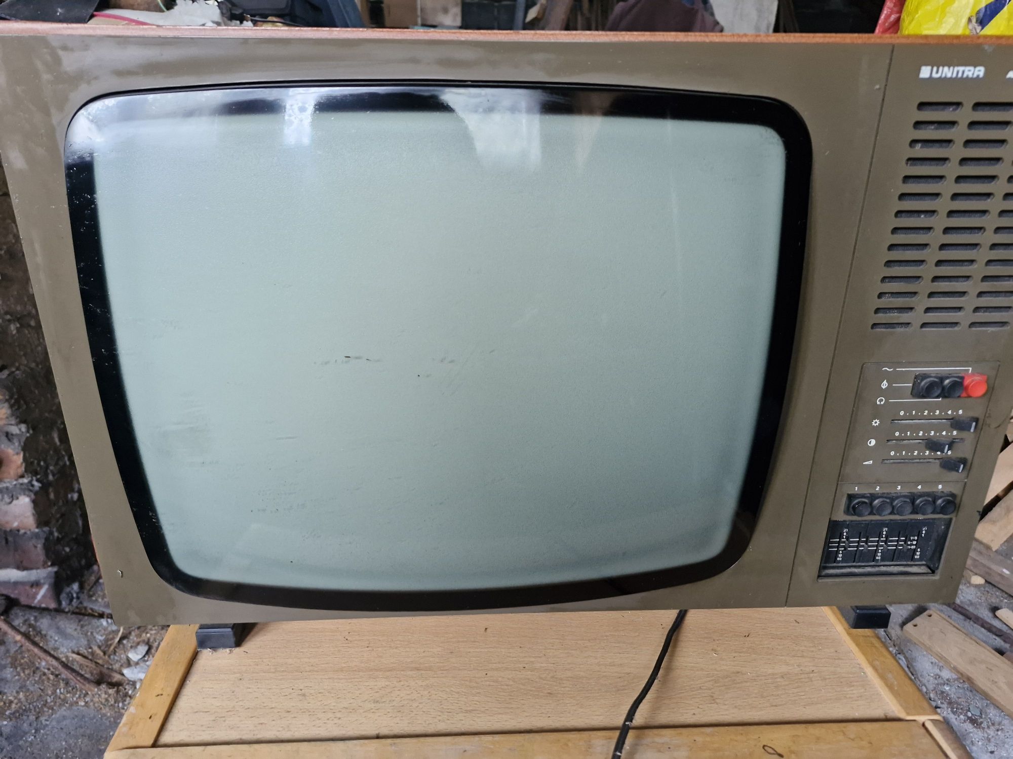 telewizory z PRL. Lazuryt, Ametyst, Unitra