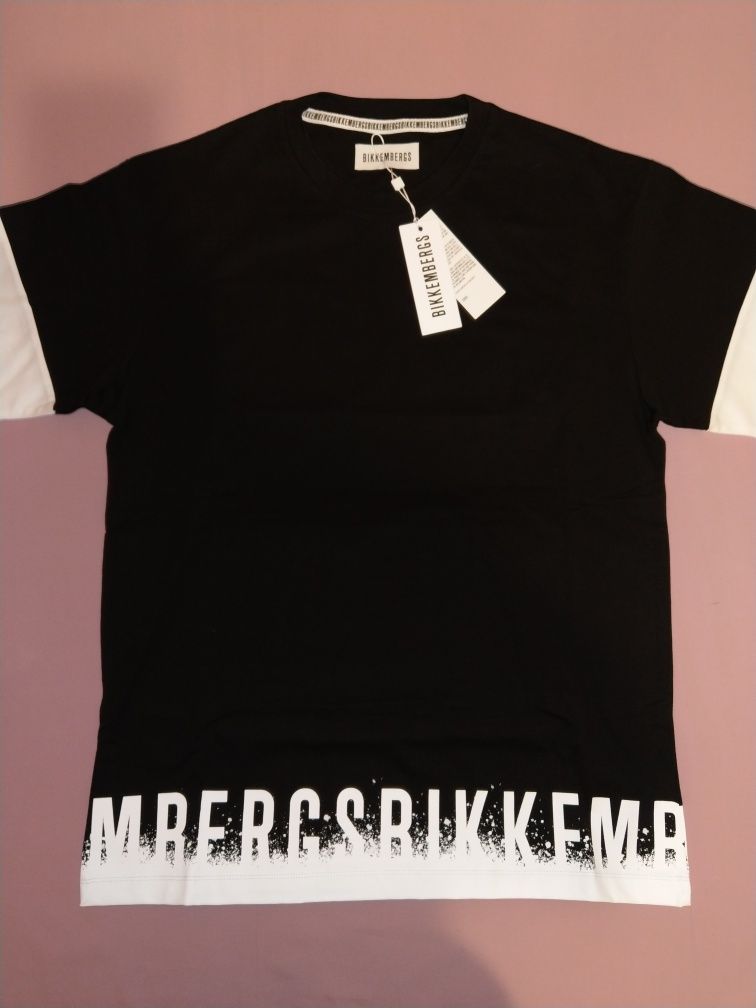 Wyprzedaż:T-shirt męski Bikkembergs.