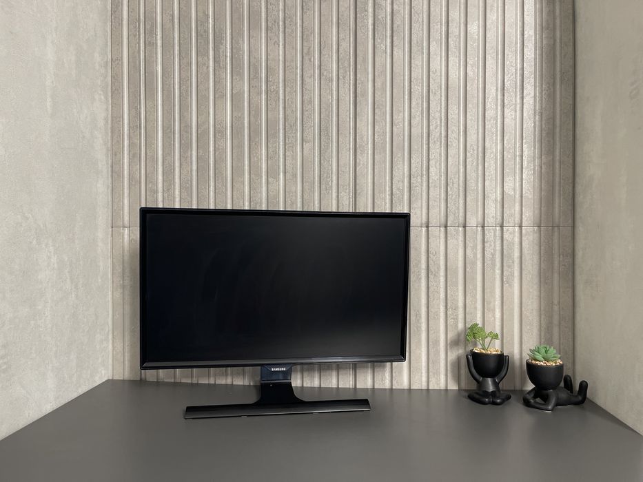 PLS монітор 24дюйми Samsung HDMI full hd