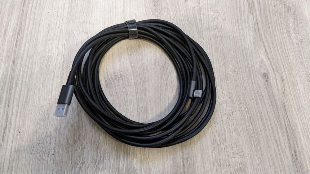 Комплект VR: Meta Quest 3 512Gb + KIWI Link Кабель
Стан: Як новий (куп