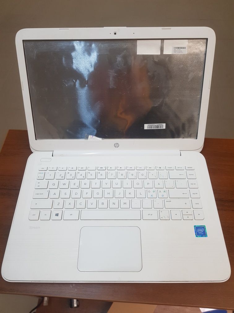 Ноут hp 14-ax002no