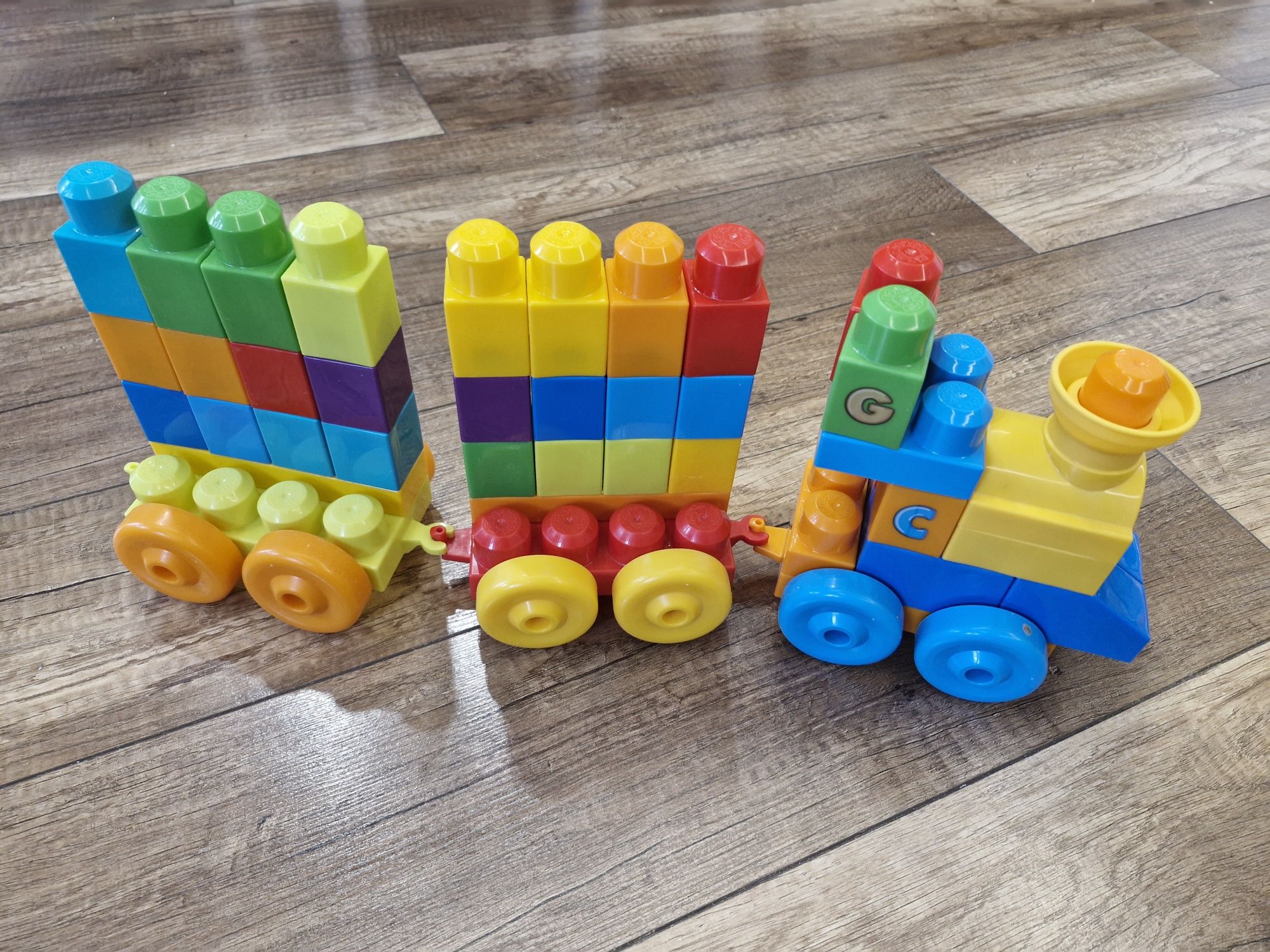 Fisher Price Mega Blocks muzyczny pociąg, sprawny, alfabet abc