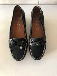 Sapatos pretos - nº37