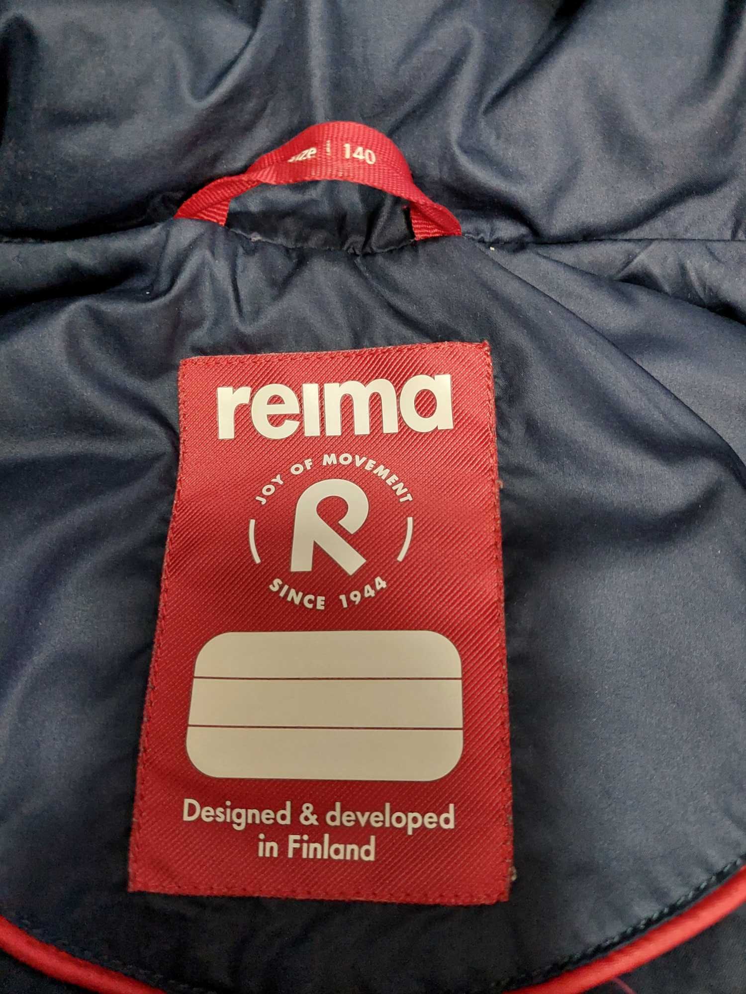 Куртка жилетка пуховик Reima 140р