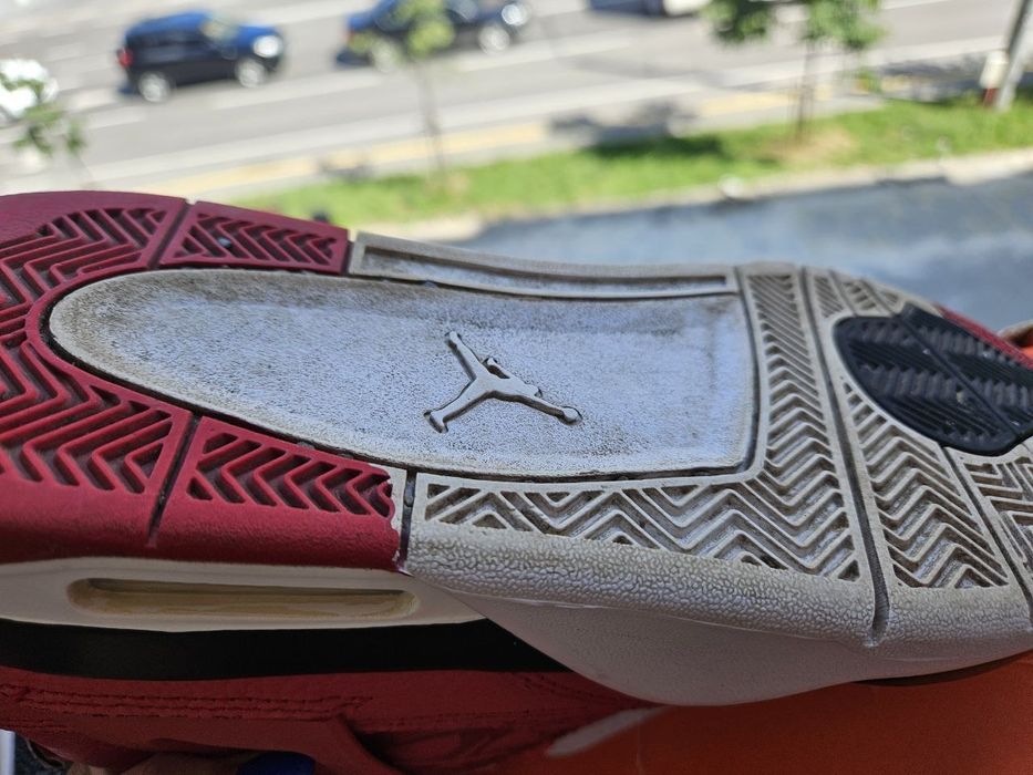 Чоловічі кросівки Air Jordan 4 Retro FIBA. Оригінал. Розмір 44