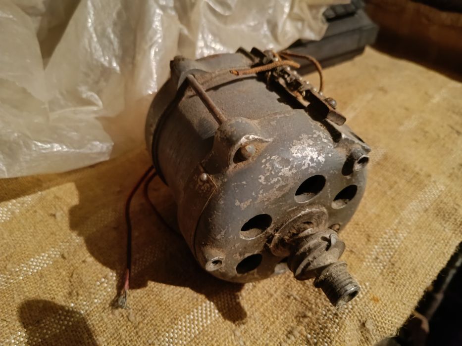 Електродвигатель.