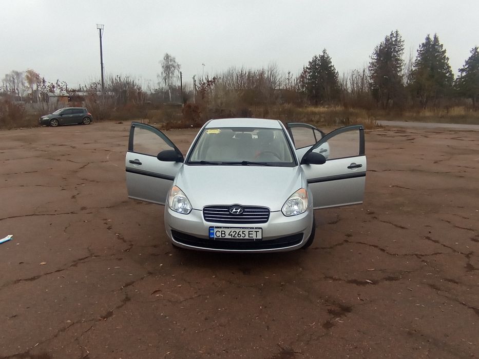 Hyundai accent 1,4 бензин