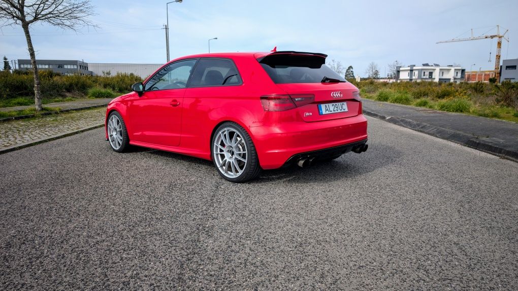 Audi S3 8V 2.0 300cv caixa automática S tronic 03/2014 Full Led