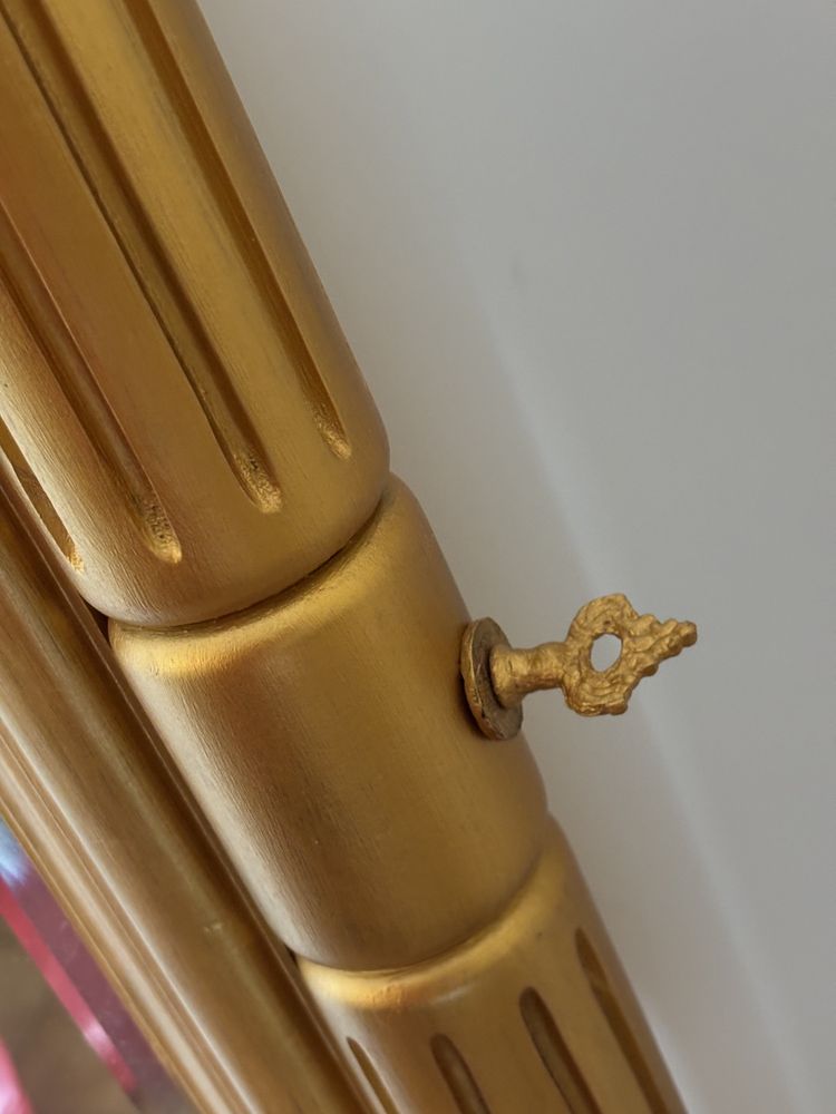 Espelho Dourado renovado