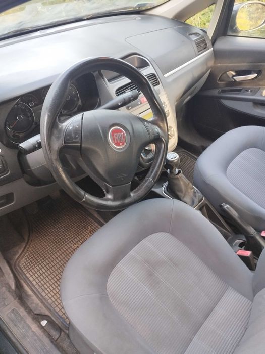 Sprzedam Fiat Linea 2011