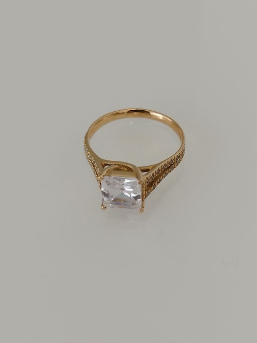 Anel em ouro de 19,2kt