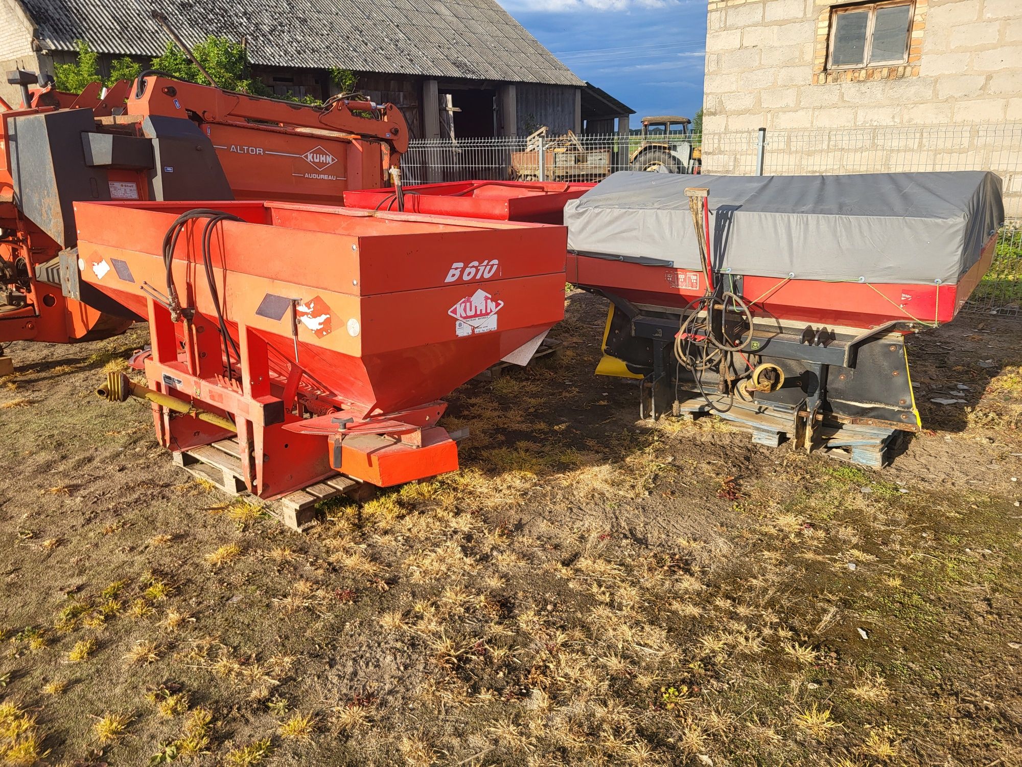 Rozsiewacz Kuhn MDS 935 Vicon RS-M MDS 1121