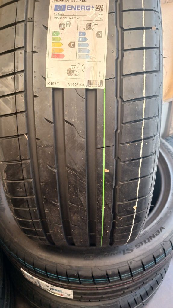 255 40 21 Hankook Ventus S1 Evo3 EV