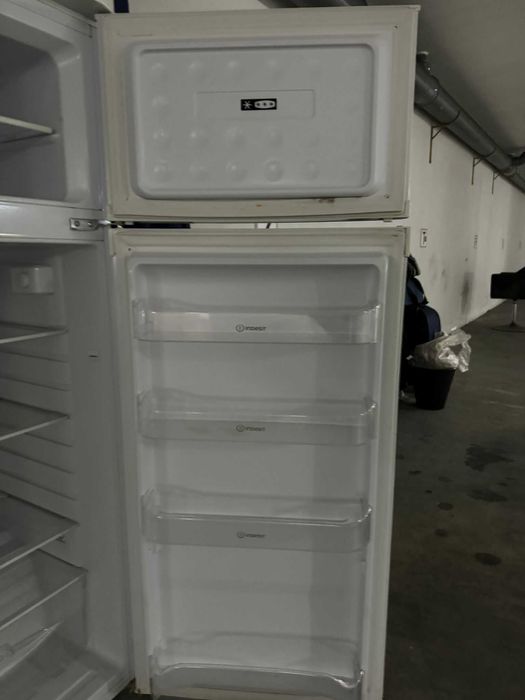 Frigorífico Indesit