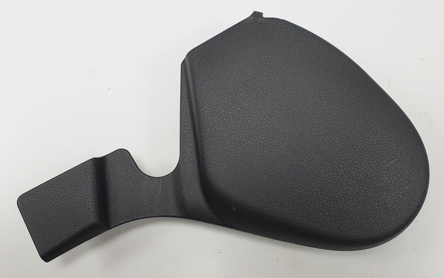 PLASTIK OSŁONA FOTELA LEWA MERCEDES W176