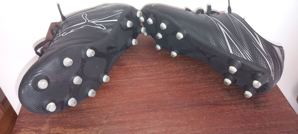 Chuteiras futebol  Puma