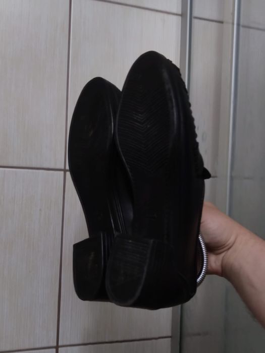 buty damskie 39 Ajas czółenka mokasyny obuwie czarne 39 But skórzane c