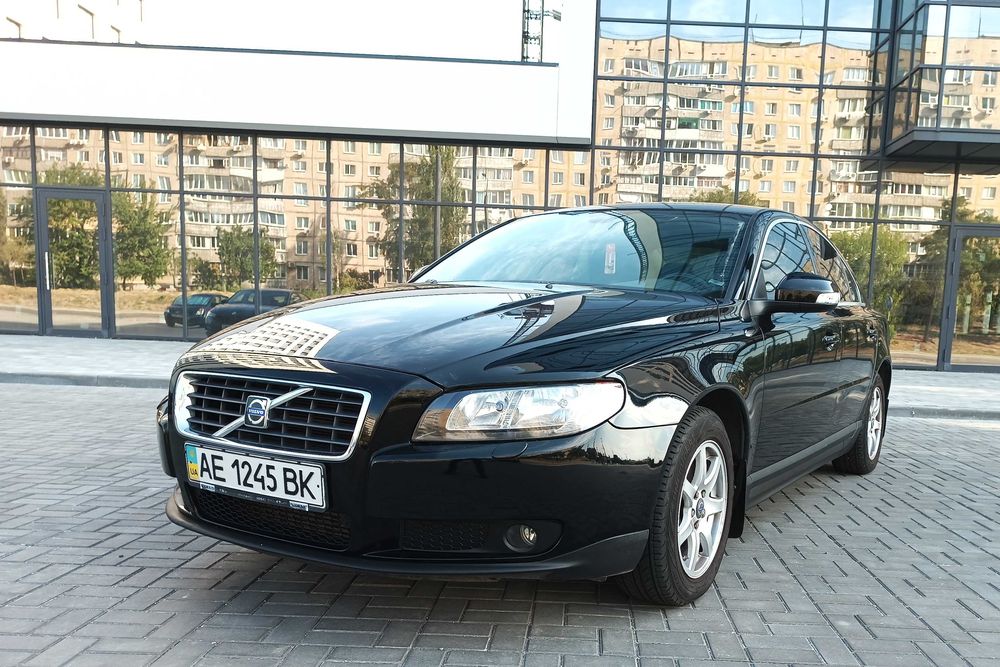 Продам VOLVO S80