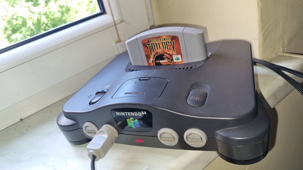 Konsola Nintendo 64 + 3 Gry