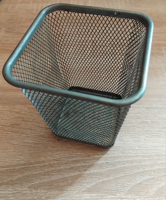Metalowe pudełko