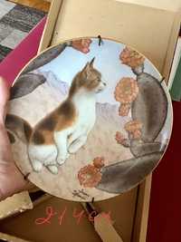 Тарілка на стіну сувенір кіт киця кошка