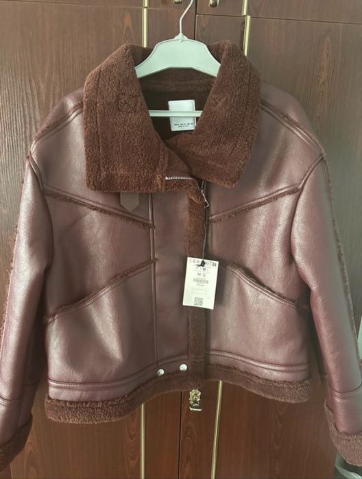 Skozana kurtka Bershka