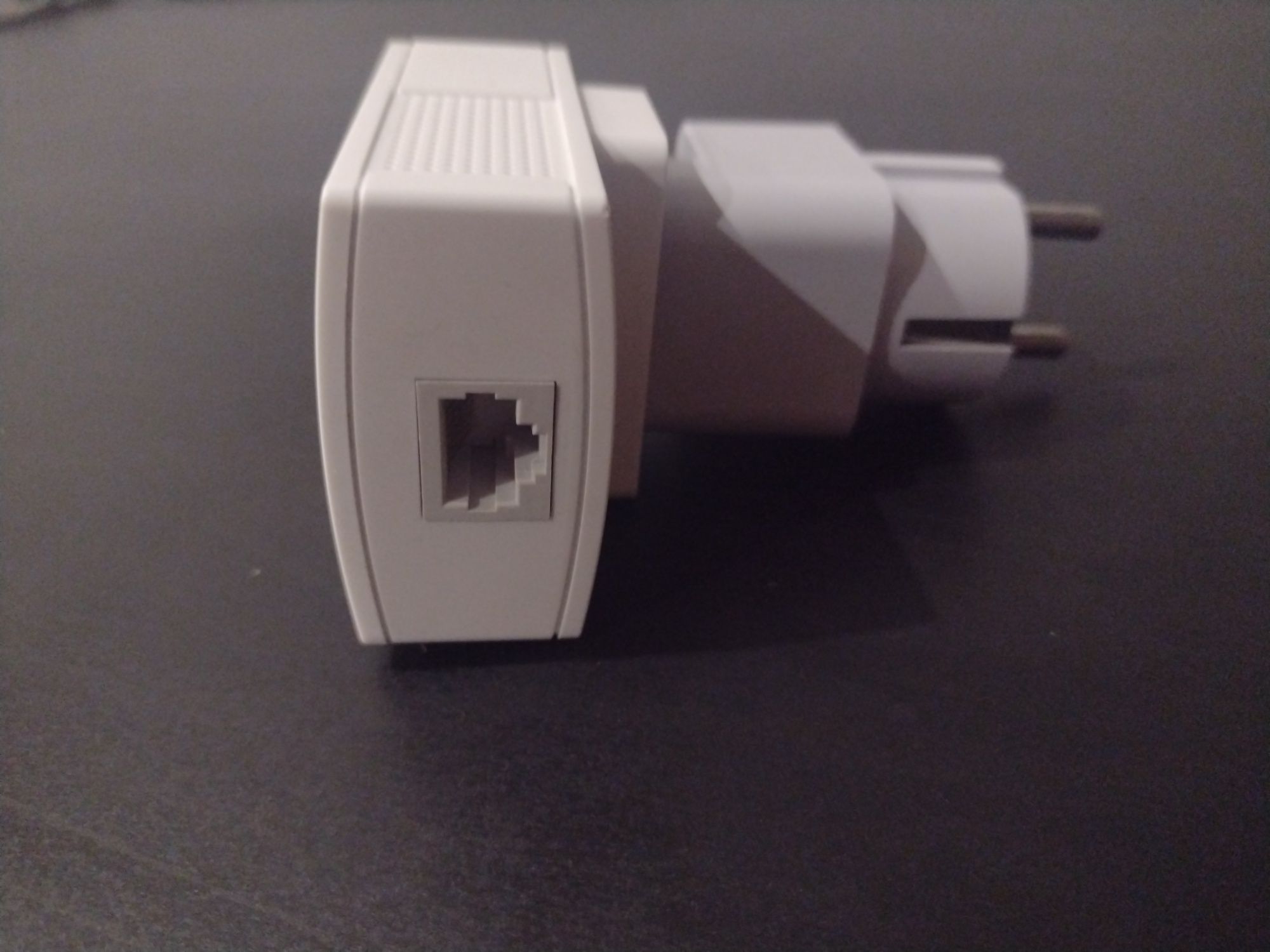 wzmacniacz wifi tp link AV 1000