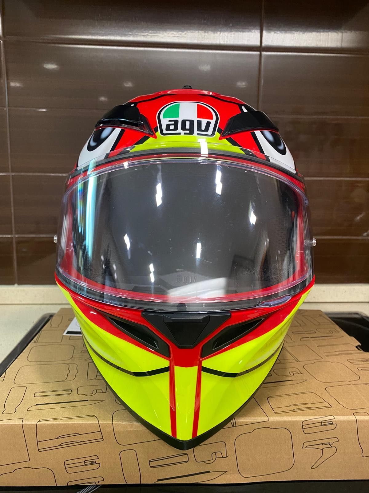 Capacete AGV K3 quase novo