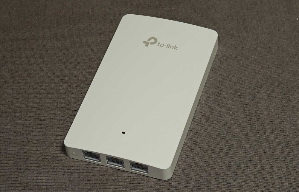 TP-Link EAP615-Wall