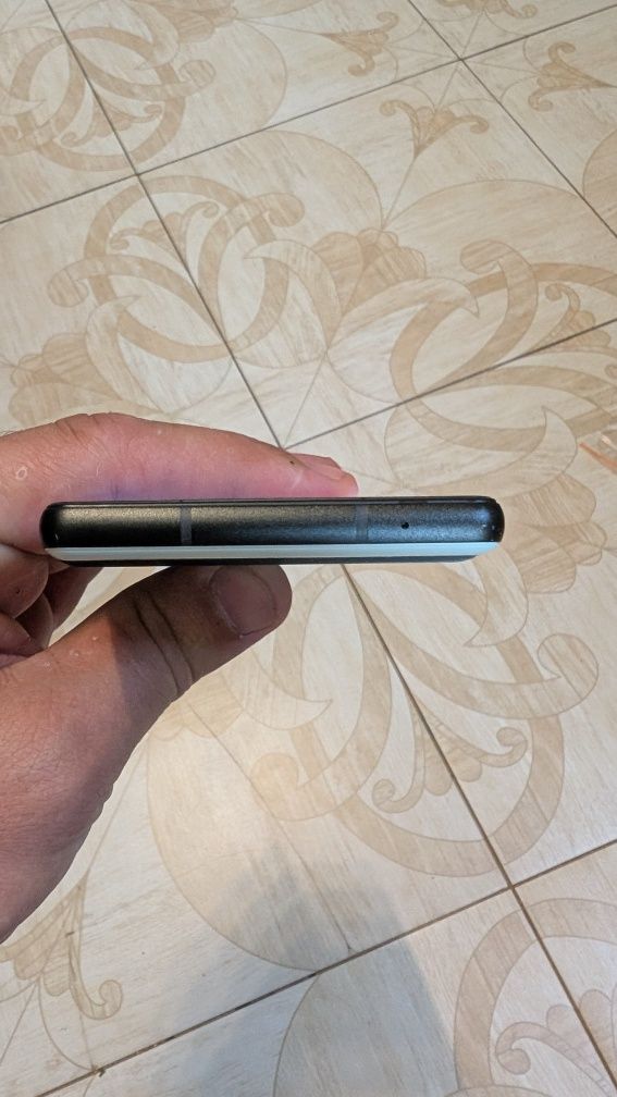 Google Pixel 6a 6/128G НЕВЕРЛОК, в отличном состоянии