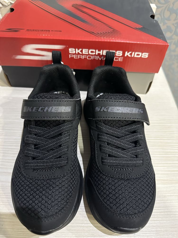 Skechers розмір 30 устілка 20 см