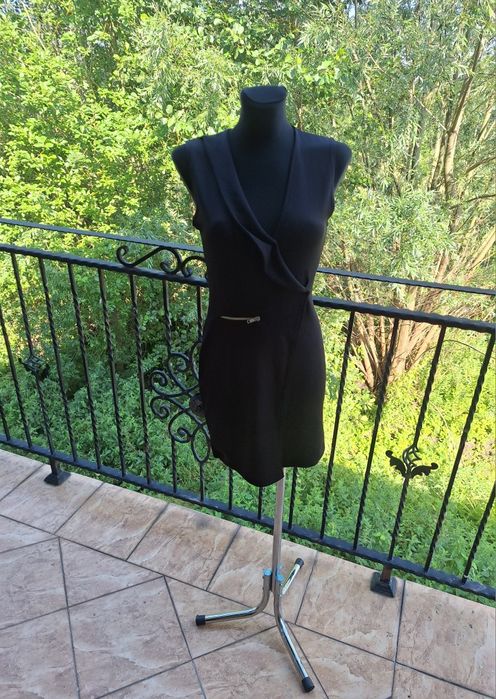 Czarna sukienka damska koktajlowa marka Boohoo rozmiar S 36