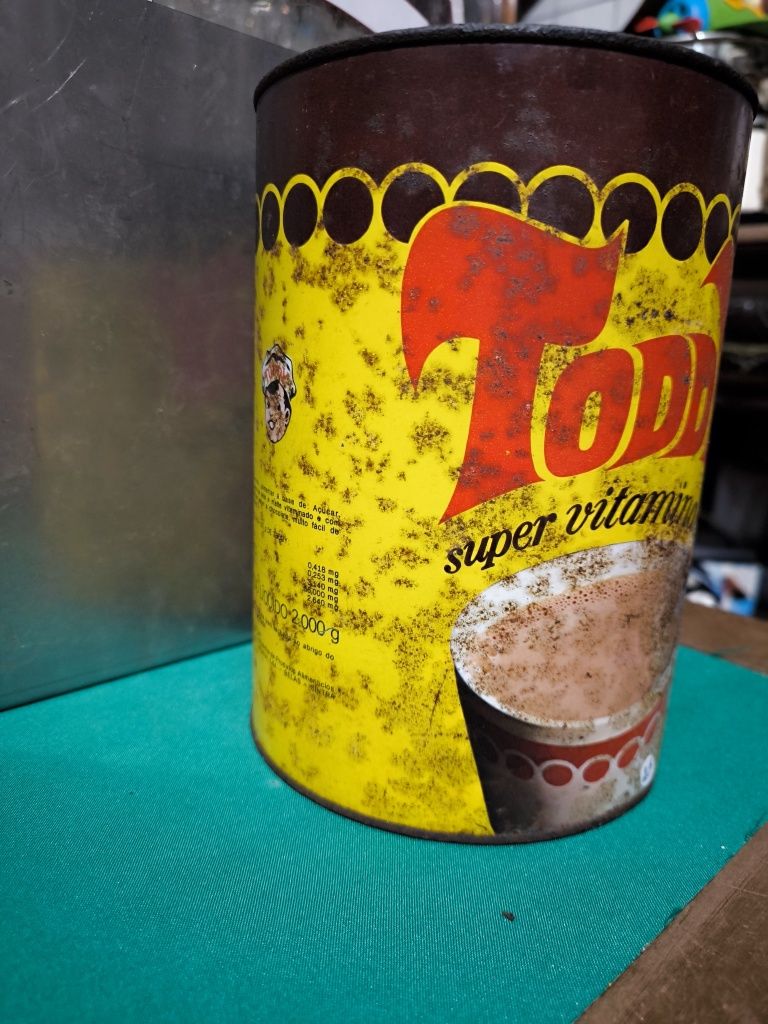 Lata TODDY antiga.