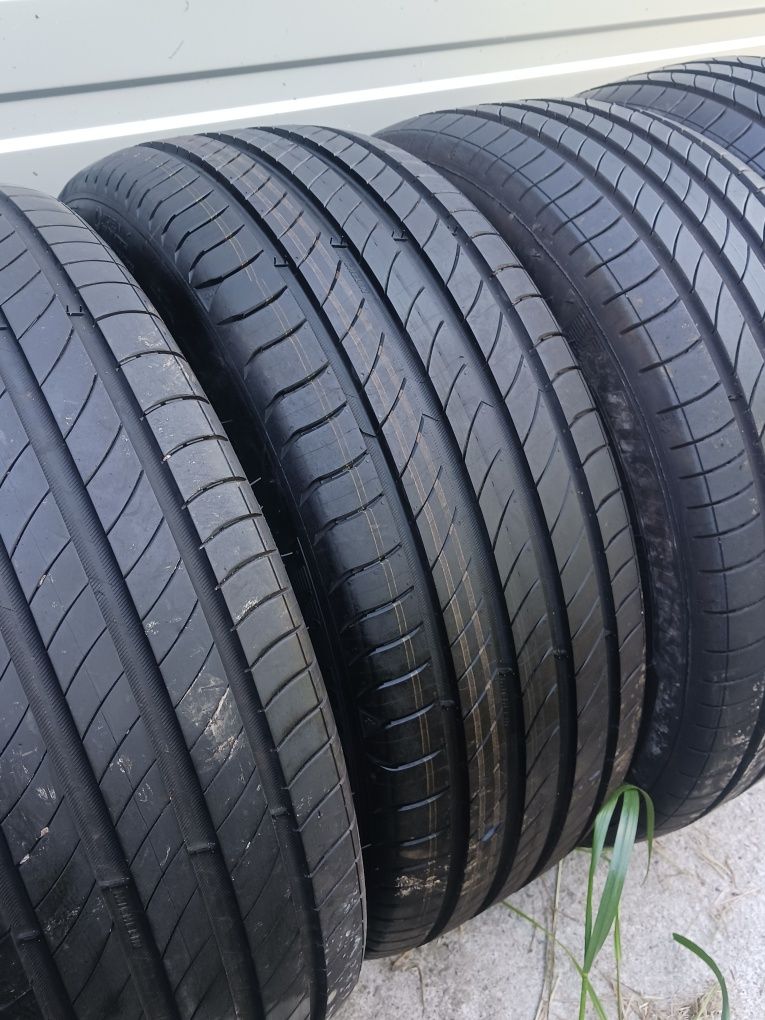 Opony Michelin 205/45/17 lato 2022 rok