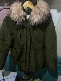 Зимняя женская курточка хаки H&M