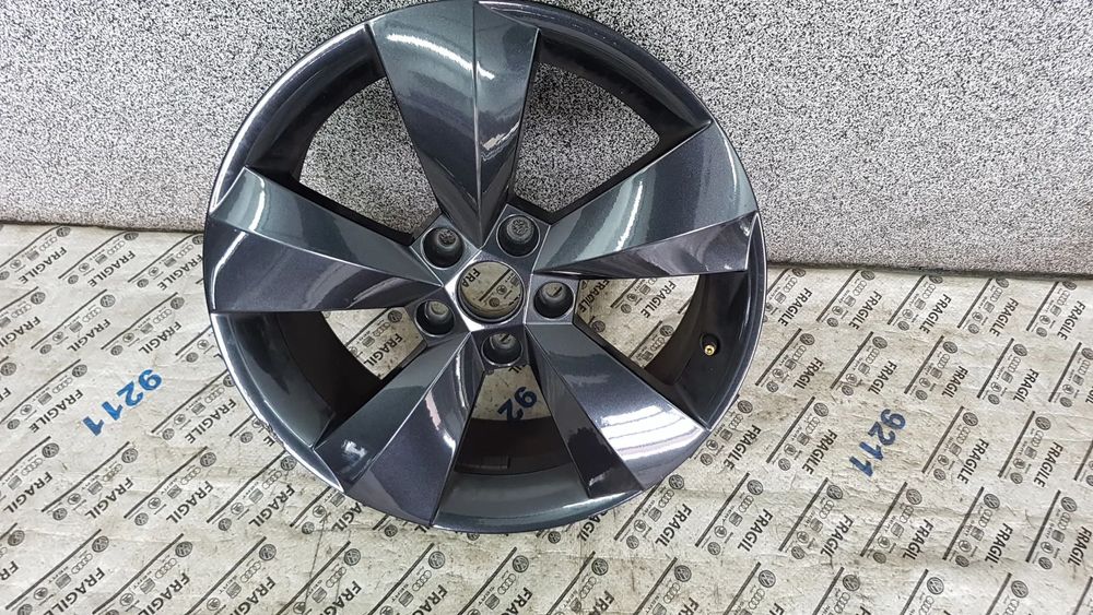 FELGA SKODA   6,5JX17  ET38 5X112  565601025