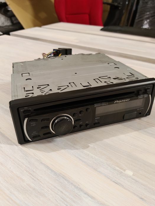 Radio Pioneer DEH-2200UB sprawne