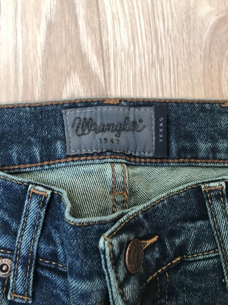 джинси wrangler