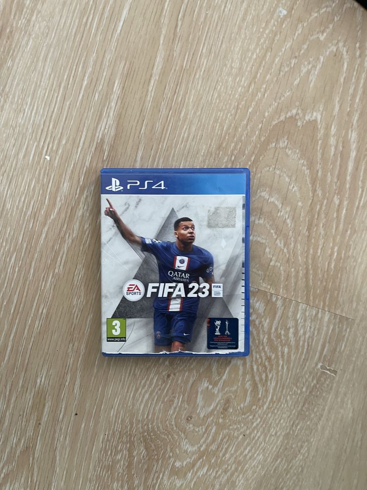 Ps4 з 6 топовими дисками