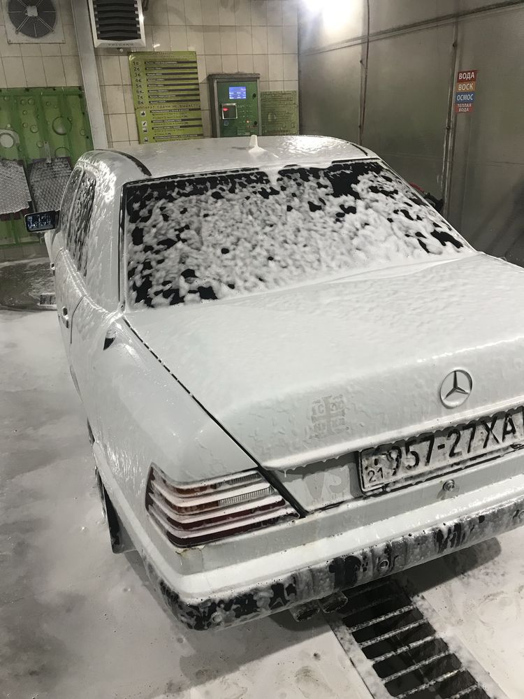 Mercedes w124 сел поехал.