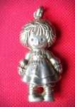 Pendente boneca de trapos da célebre Topazio