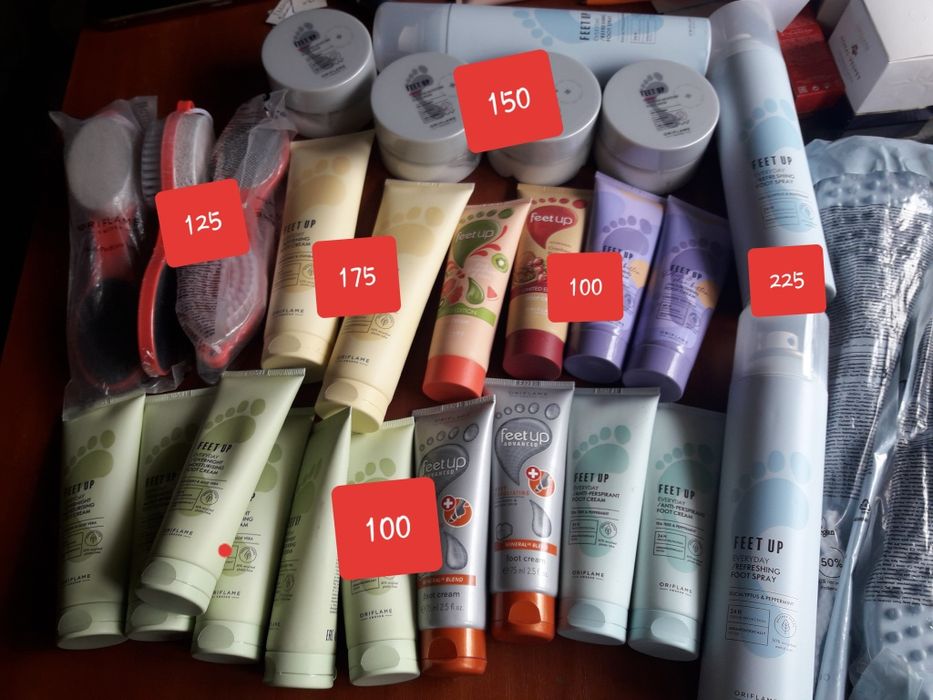 Крем для ніг ног скраб , маска рук  спрей  ног