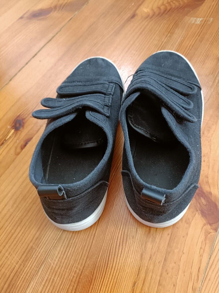 Buty, trampki na rzepy, 34