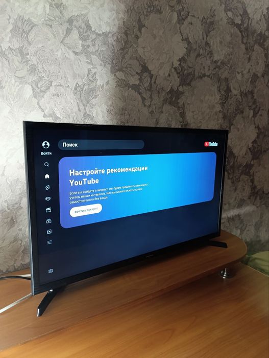 Smart телевизор Samsung 32 дюйма