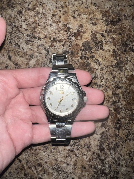 Продам годиник Seiko