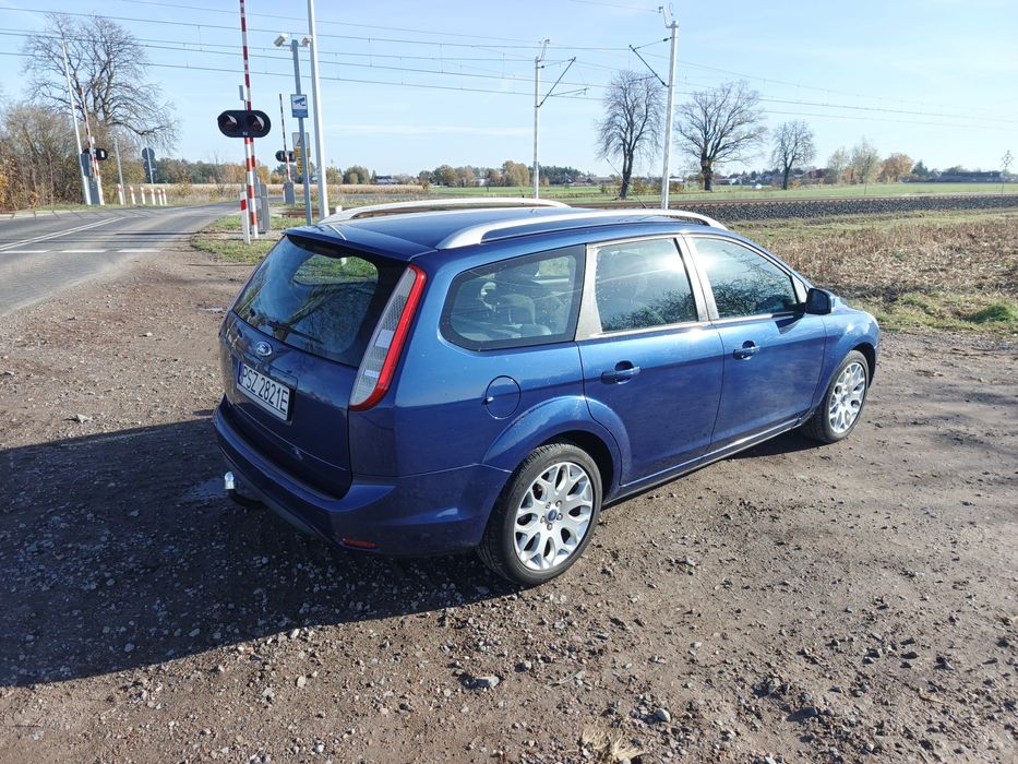 Ford Focus 1.6 benzyna 2009r Keyless Lift Śliczny