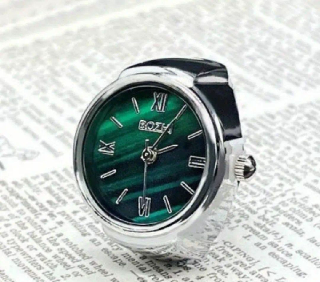 Mini Zegarek na palec jak sygnet kolor srebrny idealny na prezent