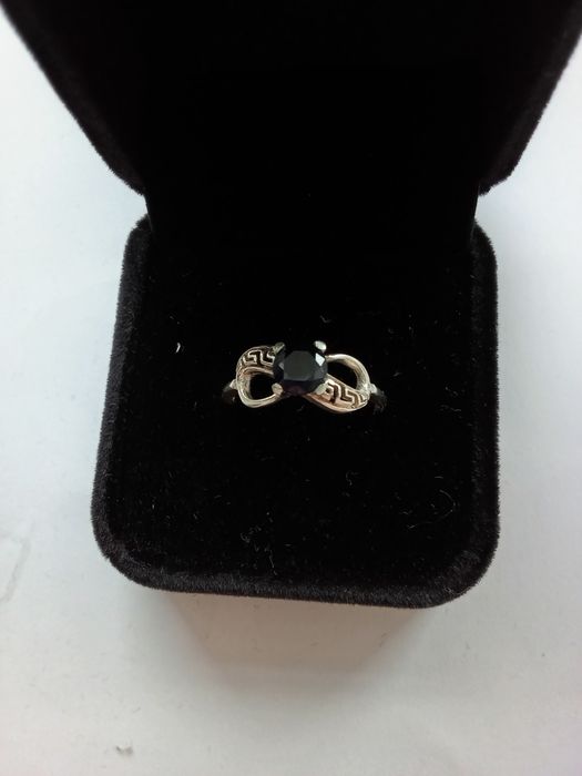 Anel em Prata 925 Feito á Mao com Safira Certificada