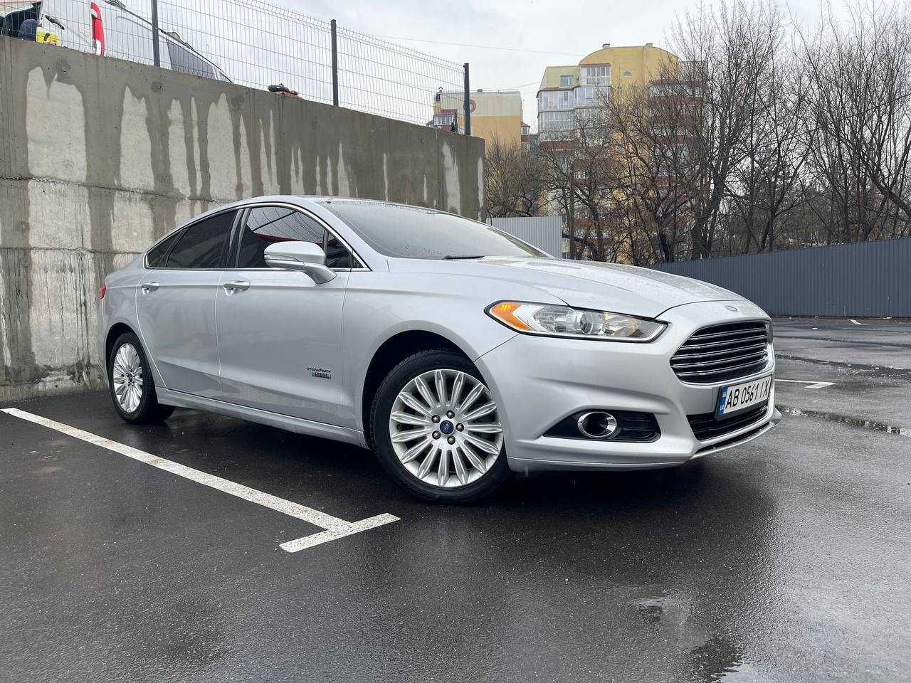 Ford Fusion Hybrid Plug-in 2014